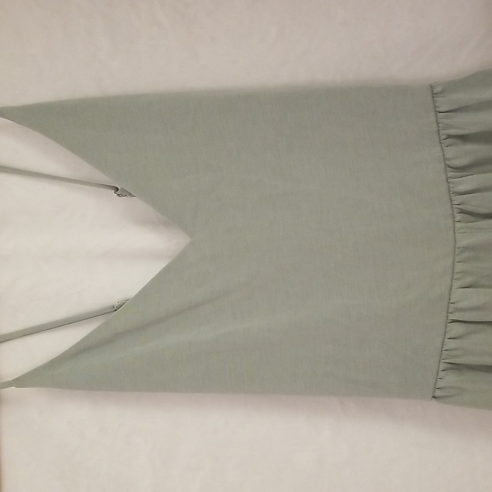 Romper - Picture 2 of 8